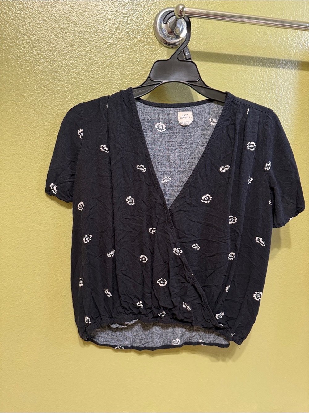 O'Neill Black Floral Wrap Crop Top